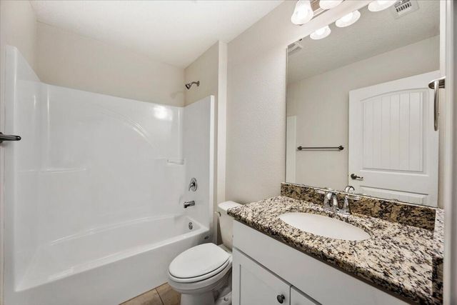 9586 Creets Landing Drive CL07, Navarre, FL 32566