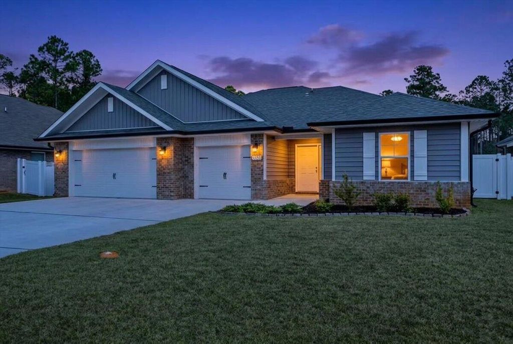 9586 Creets Landing Drive CL07, Navarre, FL 32566