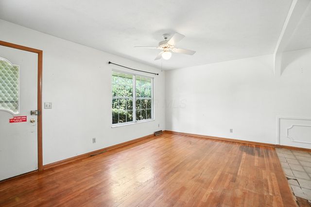 6162 Oakfield Drive E, Columbus, OH 43229