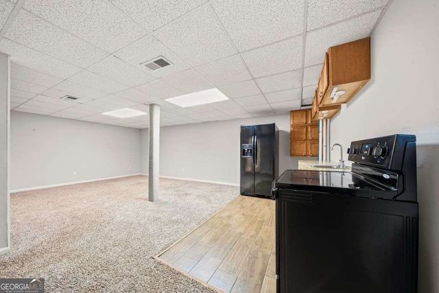516 Fieldwood Dr., Adairsville, GA 30103