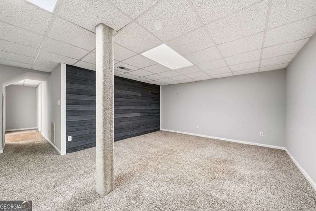 516 Fieldwood Dr., Adairsville, GA 30103