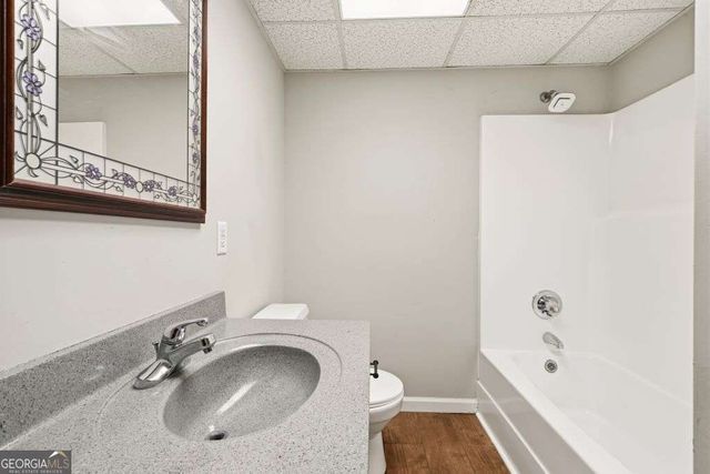 516 Fieldwood Dr., Adairsville, GA 30103