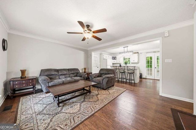 516 Fieldwood Dr., Adairsville, GA 30103
