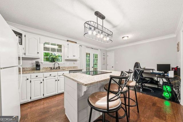516 Fieldwood Dr., Adairsville, GA 30103