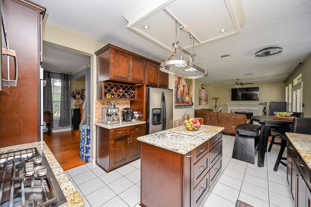 17518 Rustling Aspen Lane, Houston, TX 77095