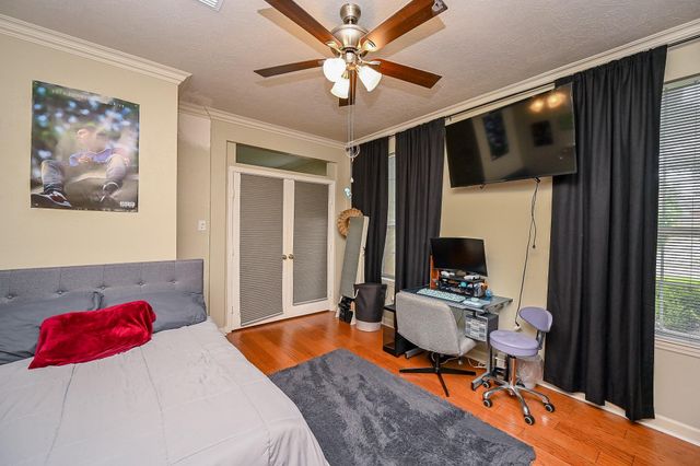 17518 Rustling Aspen Lane, Houston, TX 77095