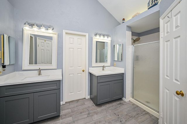 17518 Rustling Aspen Lane, Houston, TX 77095