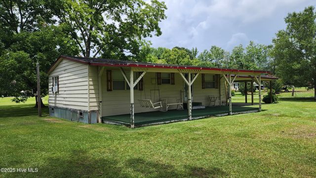 1948 Antioch Church Road, Whiteville, NC 28472