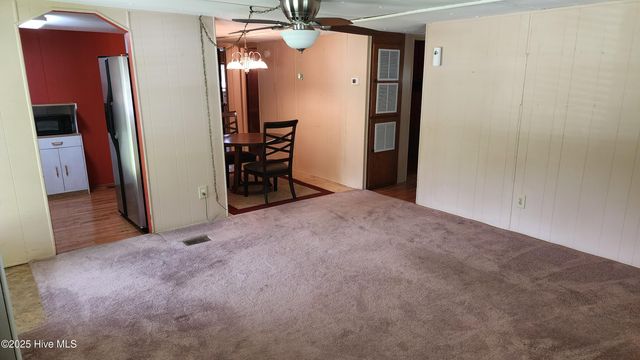 1948 Antioch Church Road, Whiteville, NC 28472