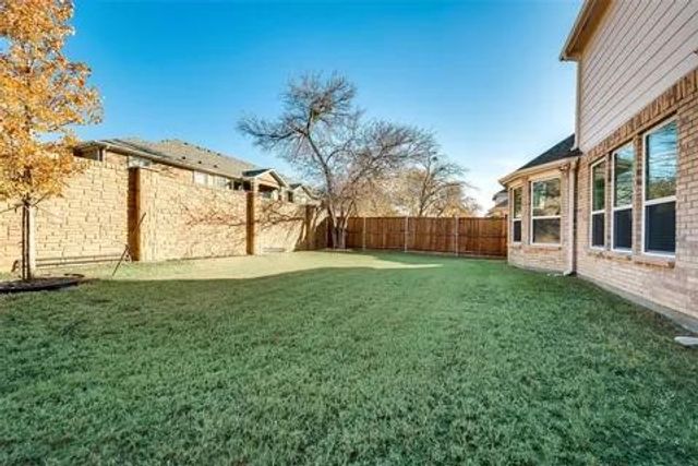 421 Windward Drive, Little Elm, TX 75068