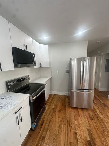 9 Wilbur 1, Boston, MA 02125
