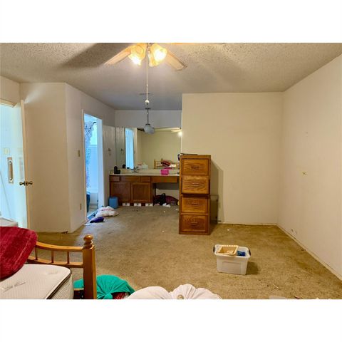 8306 Hanbridge LN, Austin, TX 78736