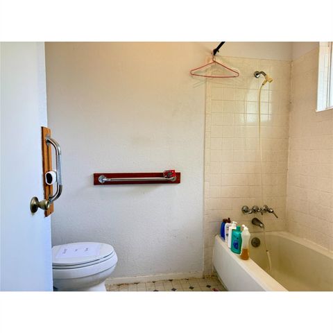 8306 Hanbridge LN, Austin, TX 78736