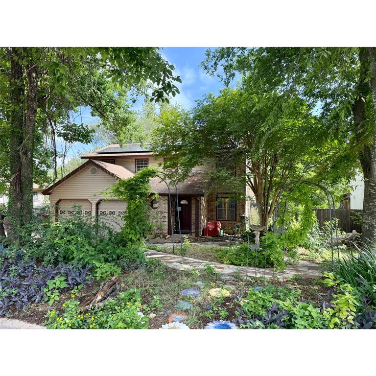 8306 Hanbridge LN, Austin, TX 78736