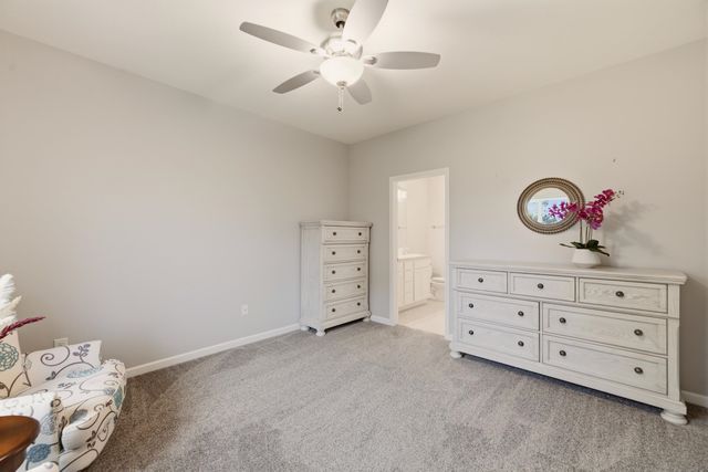 879 S Cattail Cir, Haysville, KS 67060