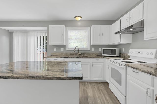6962 Onyxbluff Lane, Blacklick, OH 43004
