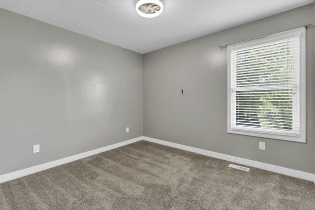6962 Onyxbluff Lane, Blacklick, OH 43004