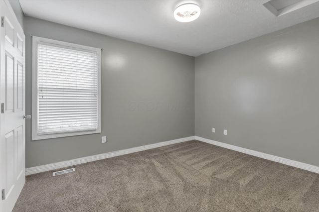 6962 Onyxbluff Lane, Blacklick, OH 43004