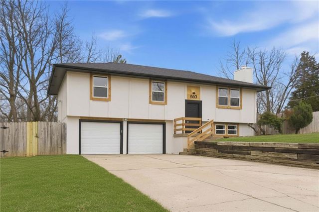 8801 NE Afton Road, Kansas City, MO 64155