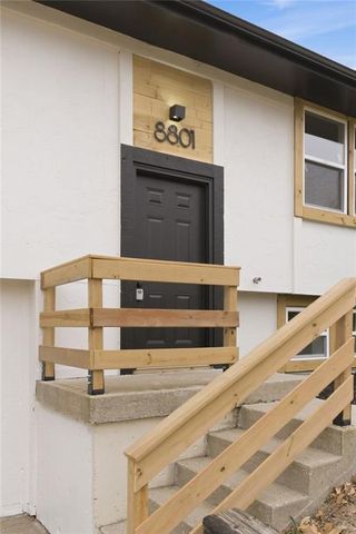 8801 NE Afton Road, Kansas City, MO 64155