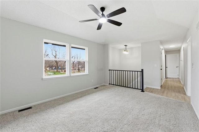 8801 NE Afton Road, Kansas City, MO 64155