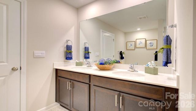 95 Piney Woods Road, Fletcher, NC 28732