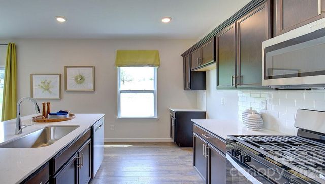 95 Piney Woods Road, Fletcher, NC 28732