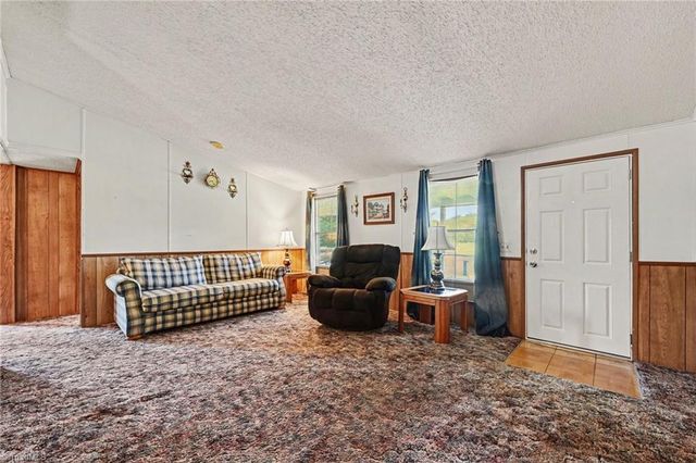 812 Forest Hills School Road N, Marshville, NC 28103