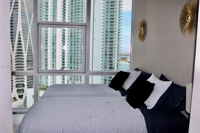 851 NE 1st Ave 2401, Miami, FL 33132