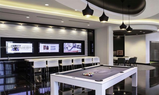 851 NE 1st Ave 2401, Miami, FL 33132