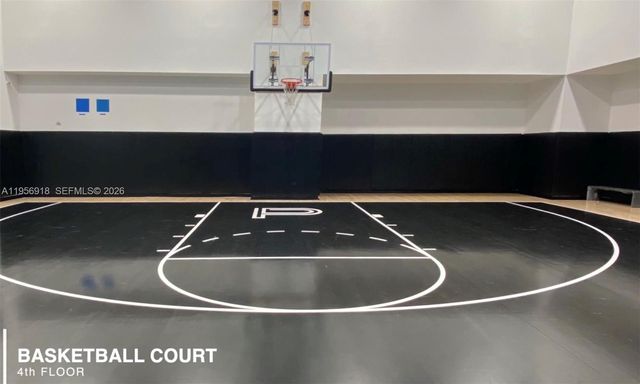 851 NE 1st Ave 2401, Miami, FL 33132