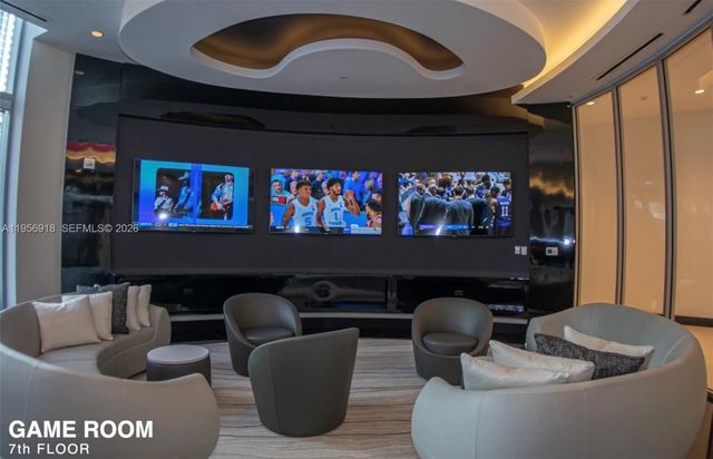 851 NE 1st Ave 2401, Miami, FL 33132