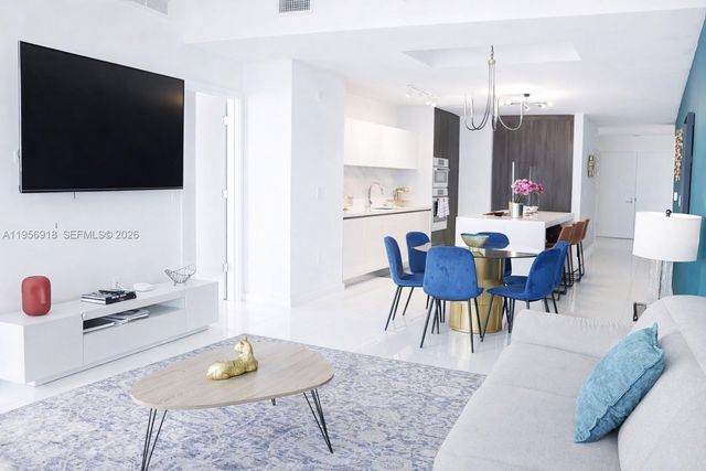 851 NE 1st Ave 2401, Miami, FL 33132