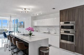 851 NE 1st Ave 2401, Miami, FL 33132