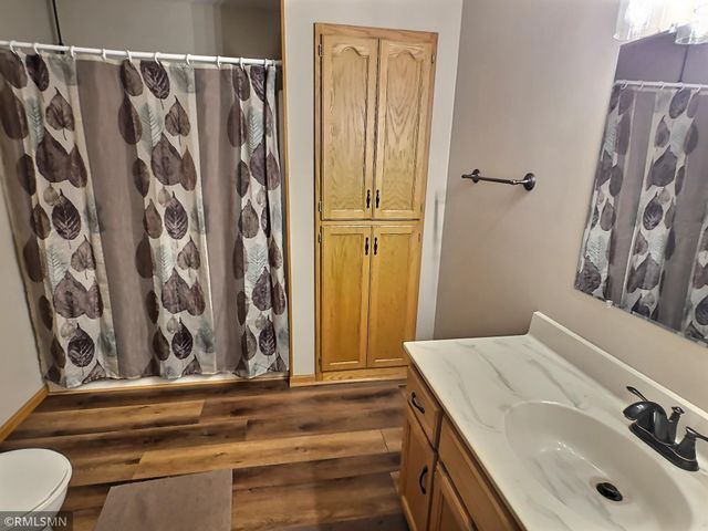 12617 Rolling Ridge Road, Becker, MN 55308