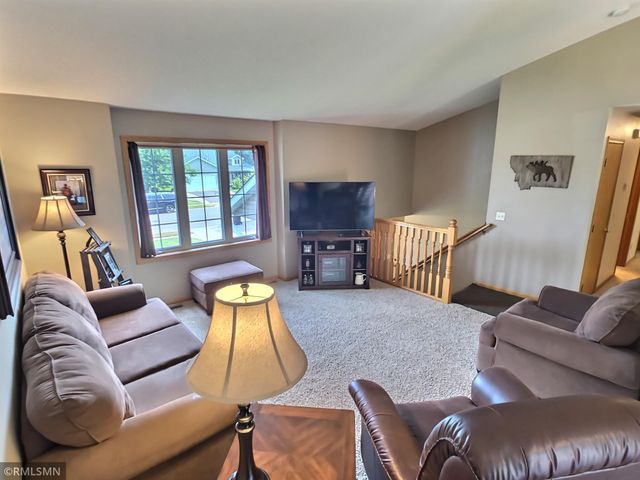 12617 Rolling Ridge Road, Becker, MN 55308