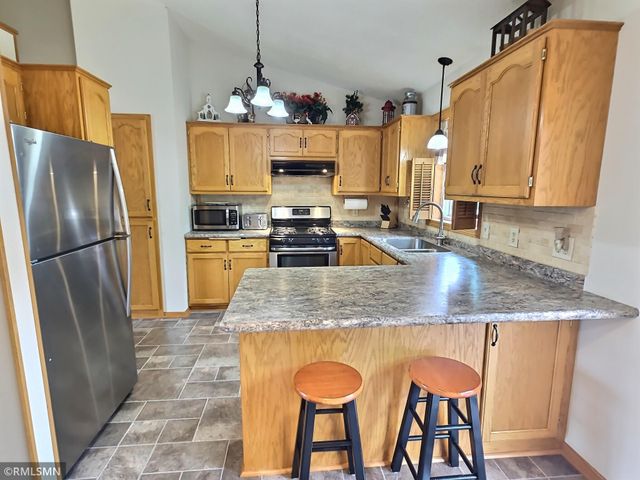 12617 Rolling Ridge Road, Becker, MN 55308