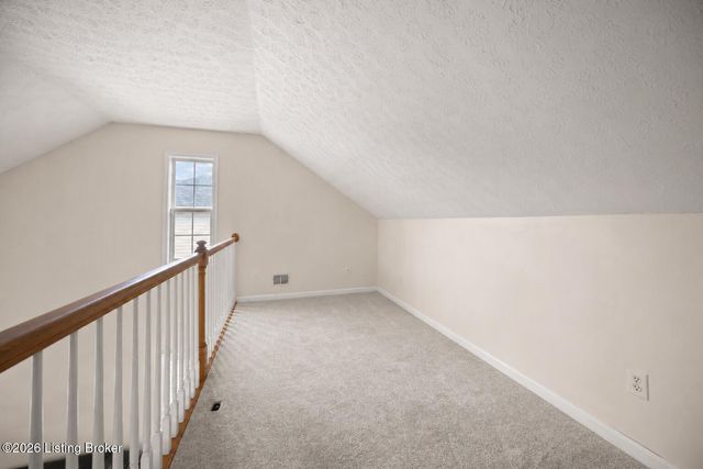 7113 Alma June Way, Louisville, KY 40228