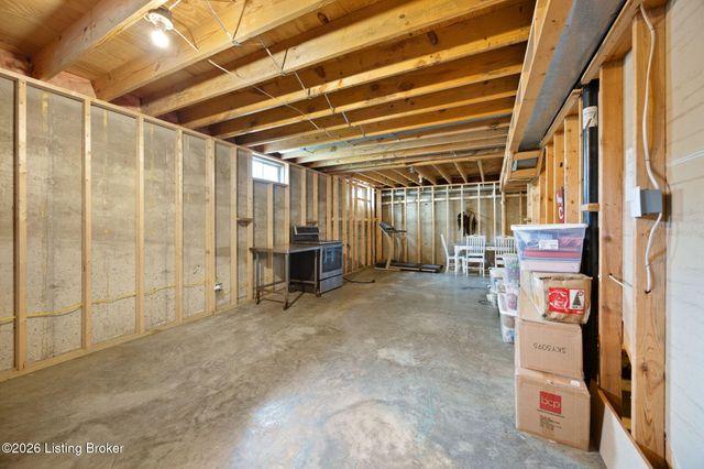 7113 Alma June Way, Louisville, KY 40228