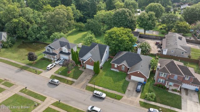 7113 Alma June Way, Louisville, KY 40228