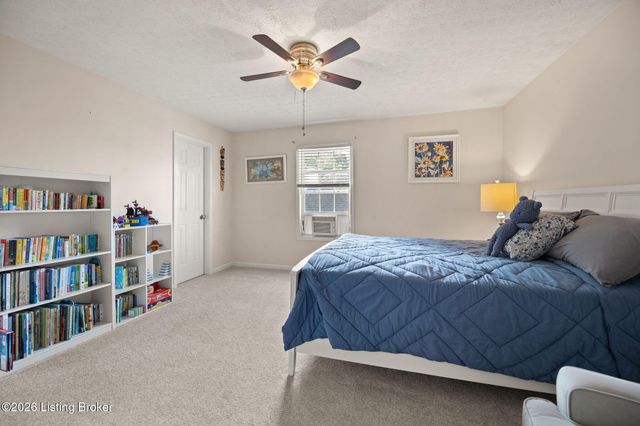 7113 Alma June Way, Louisville, KY 40228