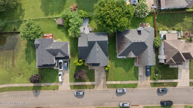 7113 Alma June Way, Louisville, KY 40228