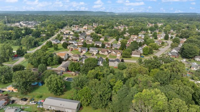 7113 Alma June Way, Louisville, KY 40228