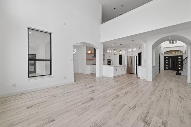 3839 Lakeridge Canyon Drive, Sugar Land, TX 77498