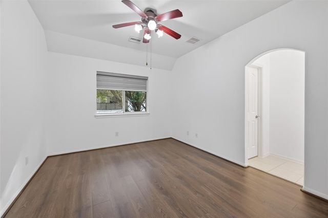 3839 Lakeridge Canyon Drive, Sugar Land, TX 77498