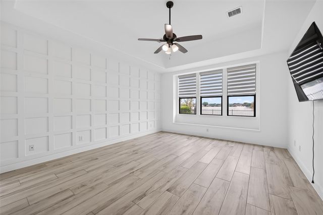 3839 Lakeridge Canyon Drive, Sugar Land, TX 77498