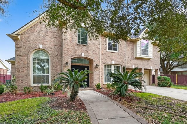 3839 Lakeridge Canyon Drive, Sugar Land, TX 77498