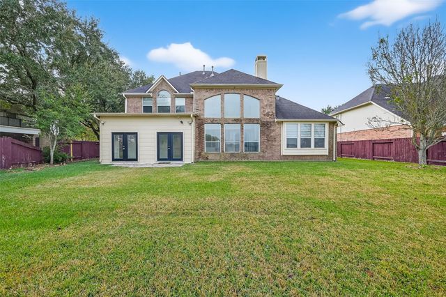 3839 Lakeridge Canyon Drive, Sugar Land, TX 77498