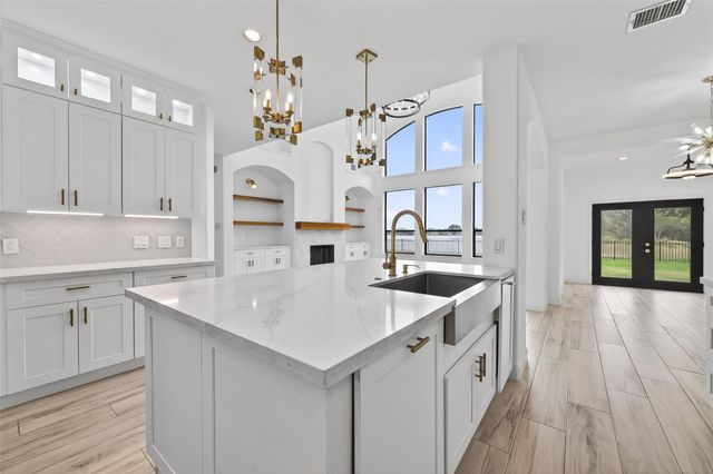 3839 Lakeridge Canyon Drive, Sugar Land, TX 77498