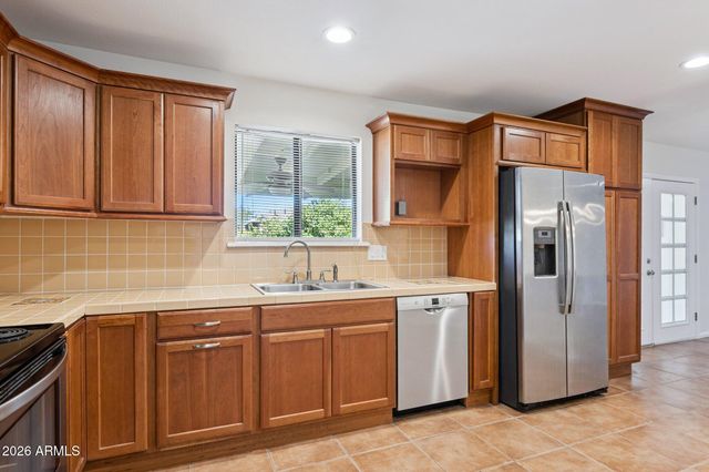 1932 E LOMA VISTA Drive E, Tempe, AZ 85282